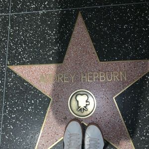 Meet your Posher, Sharon